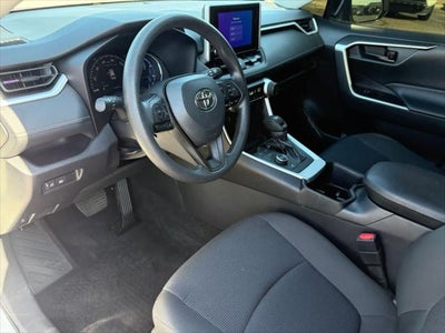 Toyota RAV4 Hybrid LE 2024