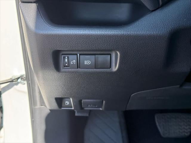 Toyota RAV4 Hybrid LE 2024