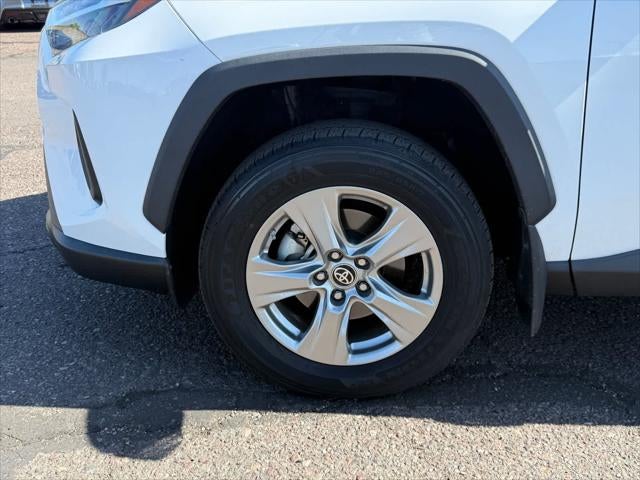 Toyota RAV4 Hybrid LE 2024