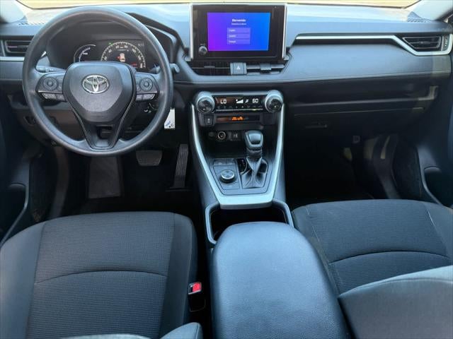 Toyota RAV4 Hybrid LE 2024