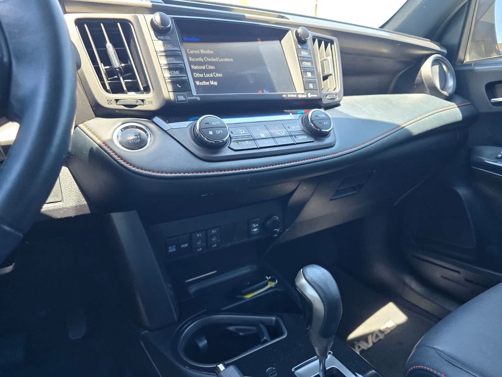 Toyota RAV4 SE 2018