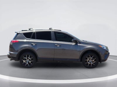 Toyota RAV4 SE 2018