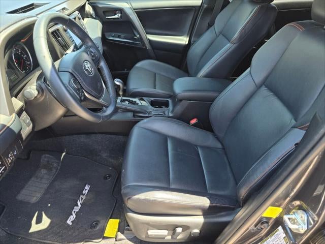 Toyota RAV4 SE 2018