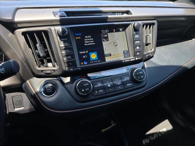 Toyota RAV4 SE 2018