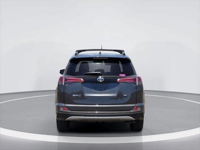 Toyota RAV4 SE 2018