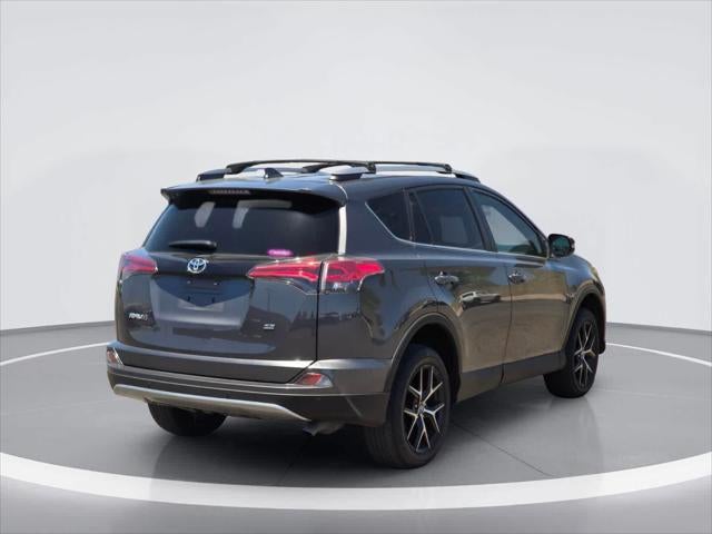 Toyota RAV4 SE 2018