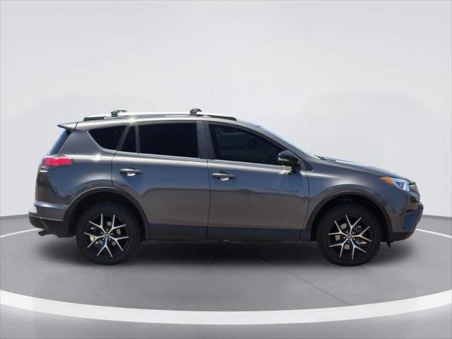 Toyota RAV4 SE 2018