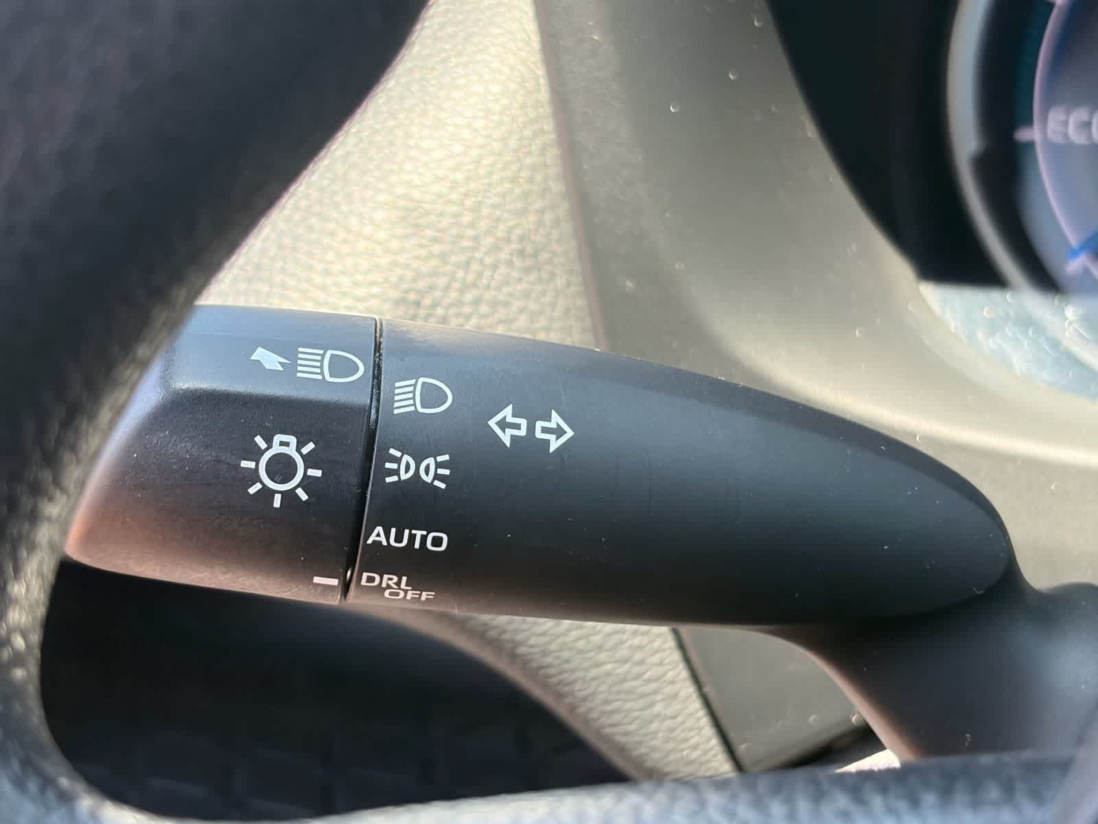 Toyota RAV4 Hybrid XLE 2024