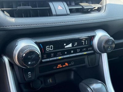 Toyota RAV4 Hybrid XLE 2024