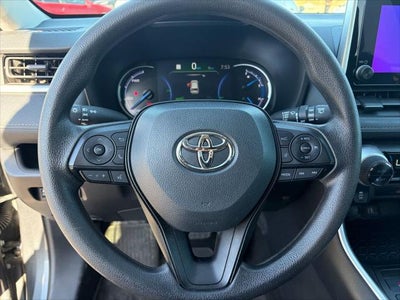 Toyota RAV4 Hybrid XLE 2024