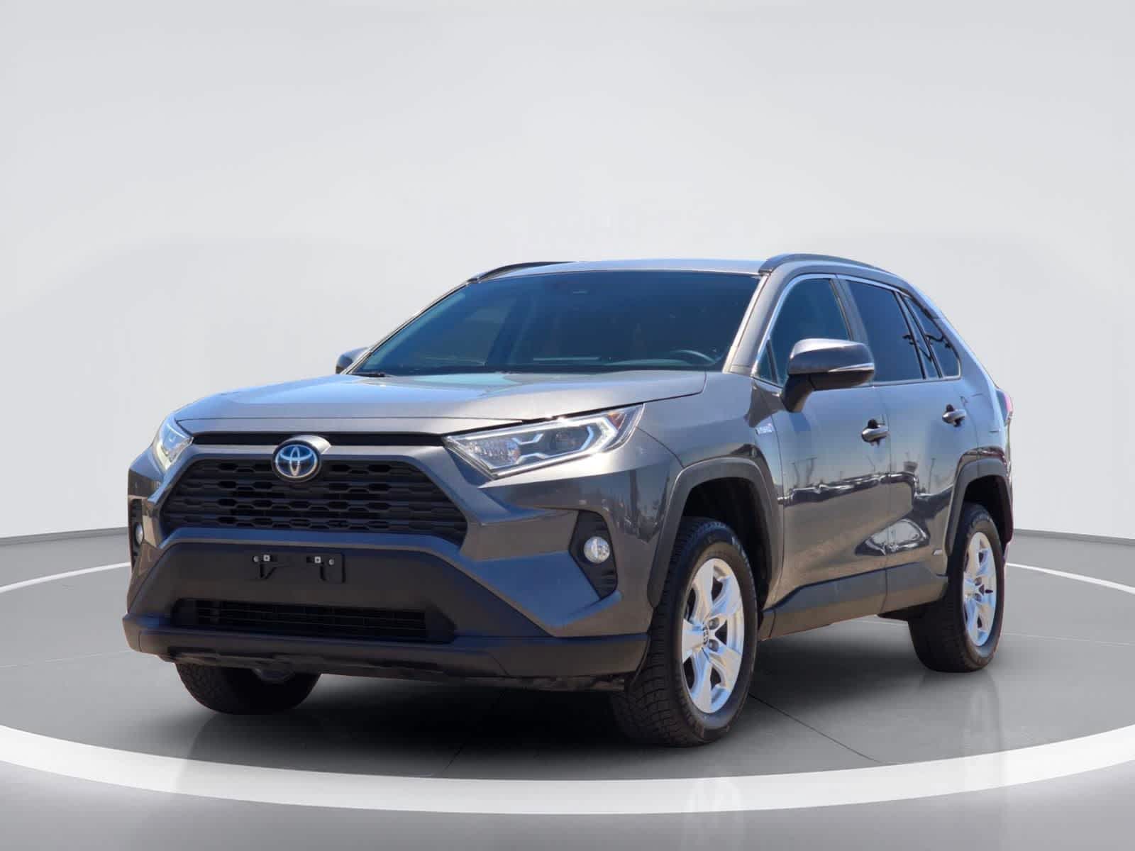 Toyota RAV4 Hybrid XLE 2021