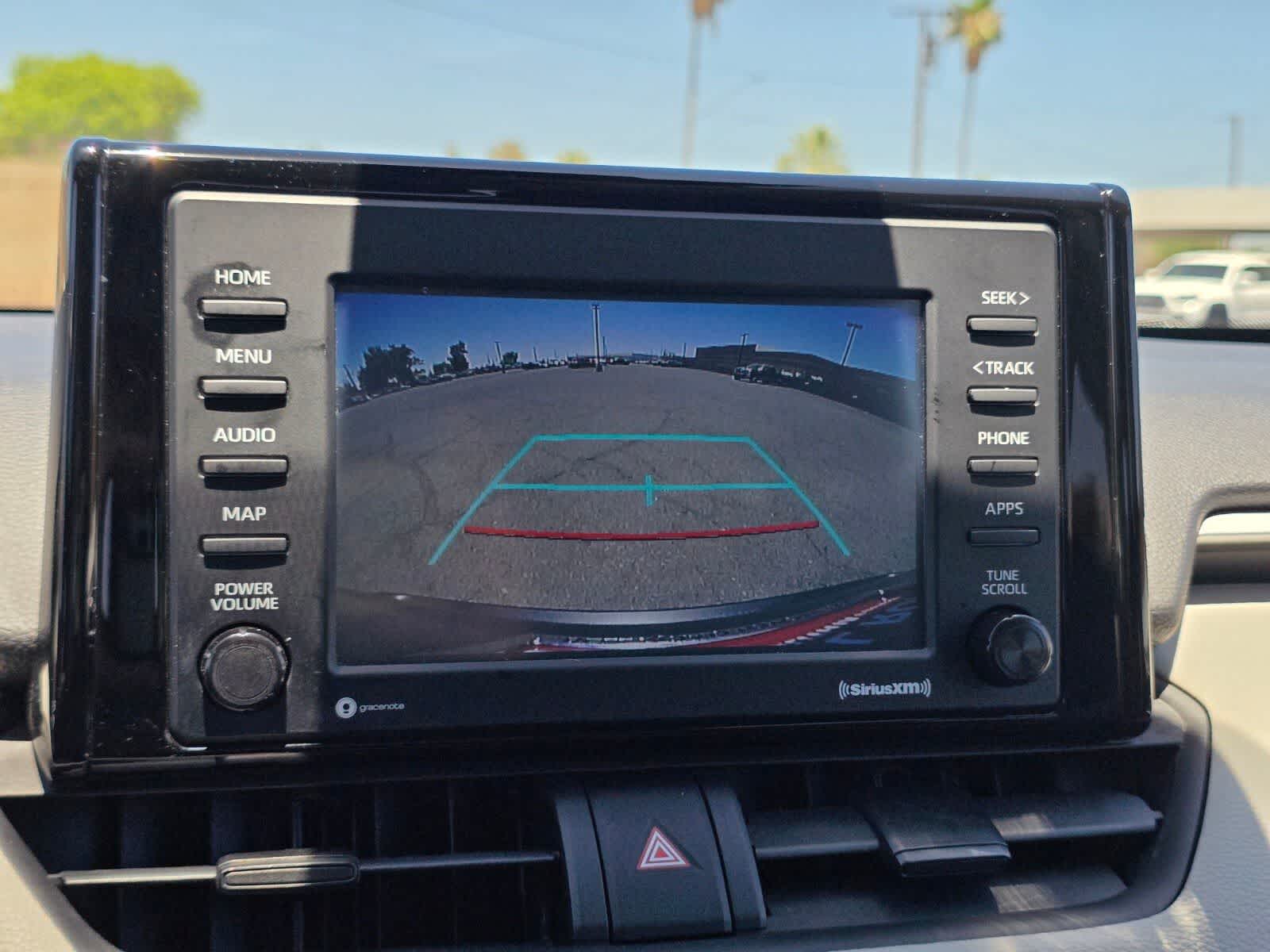 Toyota RAV4 Hybrid XLE 2021