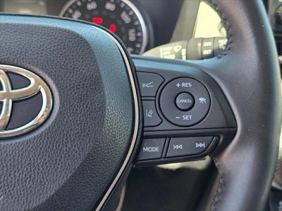 Toyota RAV4 Hybrid XLE 2021