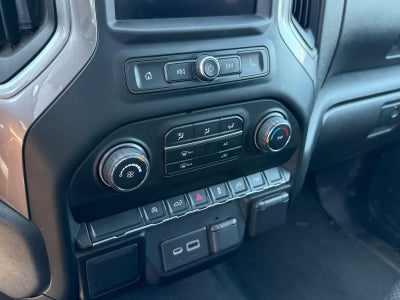 Chevrolet Silverado 1500 Custom 2021