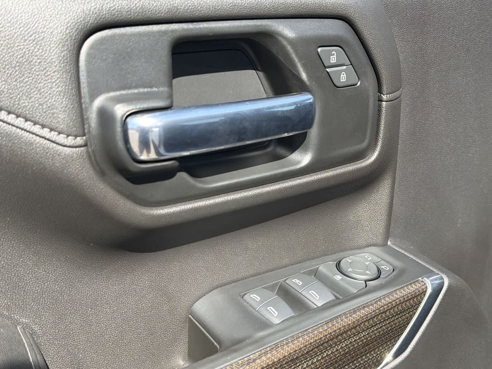 Chevrolet Silverado 1500 LTD RST 2022