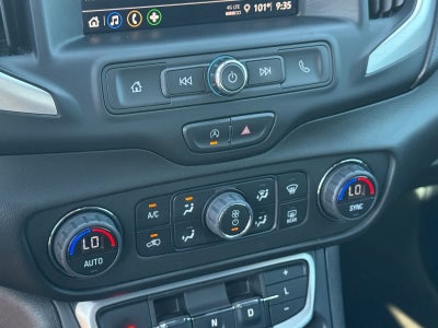 GMC Terrain SLE 2022