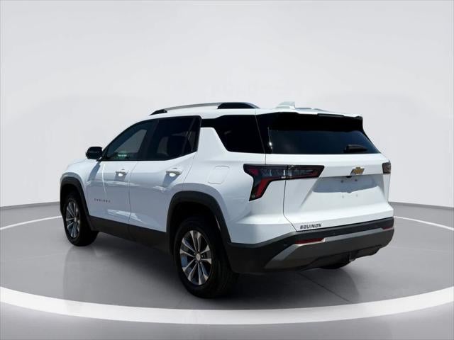 Chevrolet Equinox LT con tracción delantera, 2025