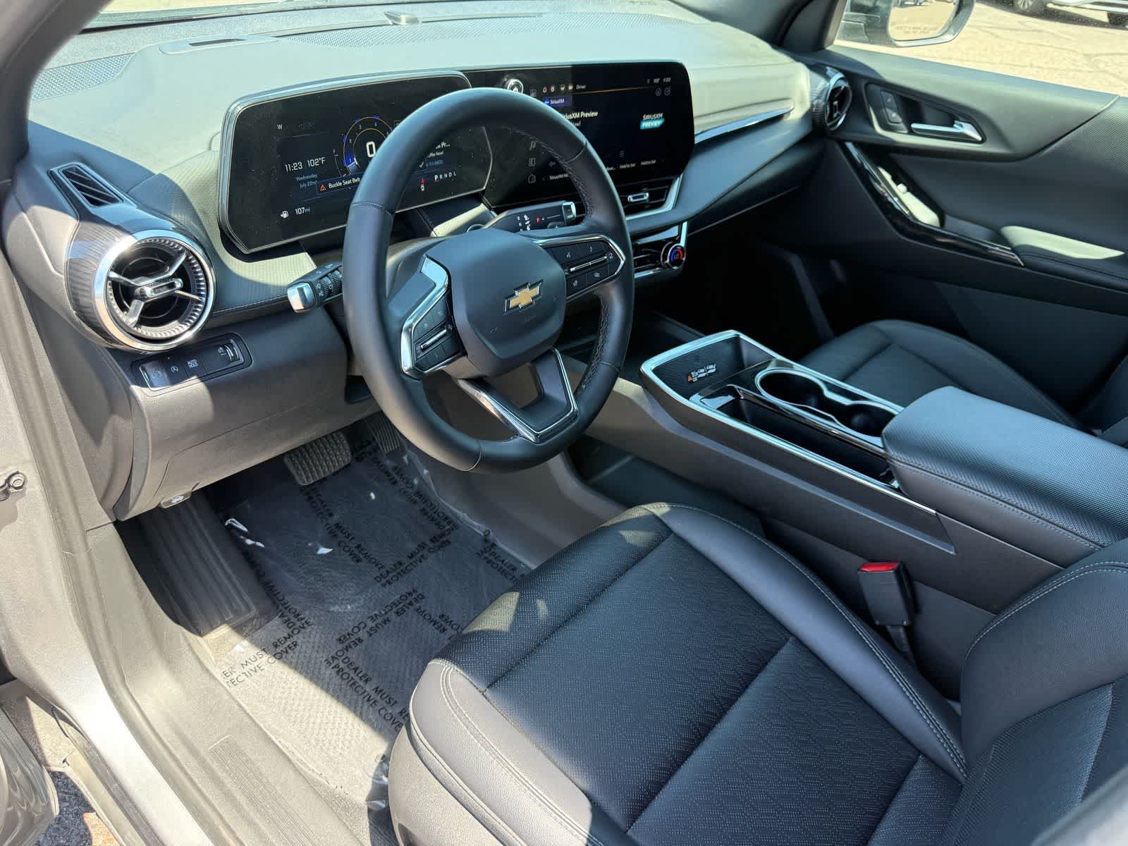 Chevrolet Equinox LT con tracción delantera, 2025