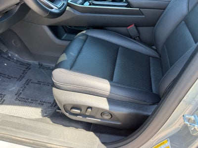 Chevrolet Equinox LT con tracción delantera, 2025