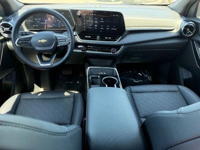 Chevrolet Equinox LT con tracción delantera, 2025