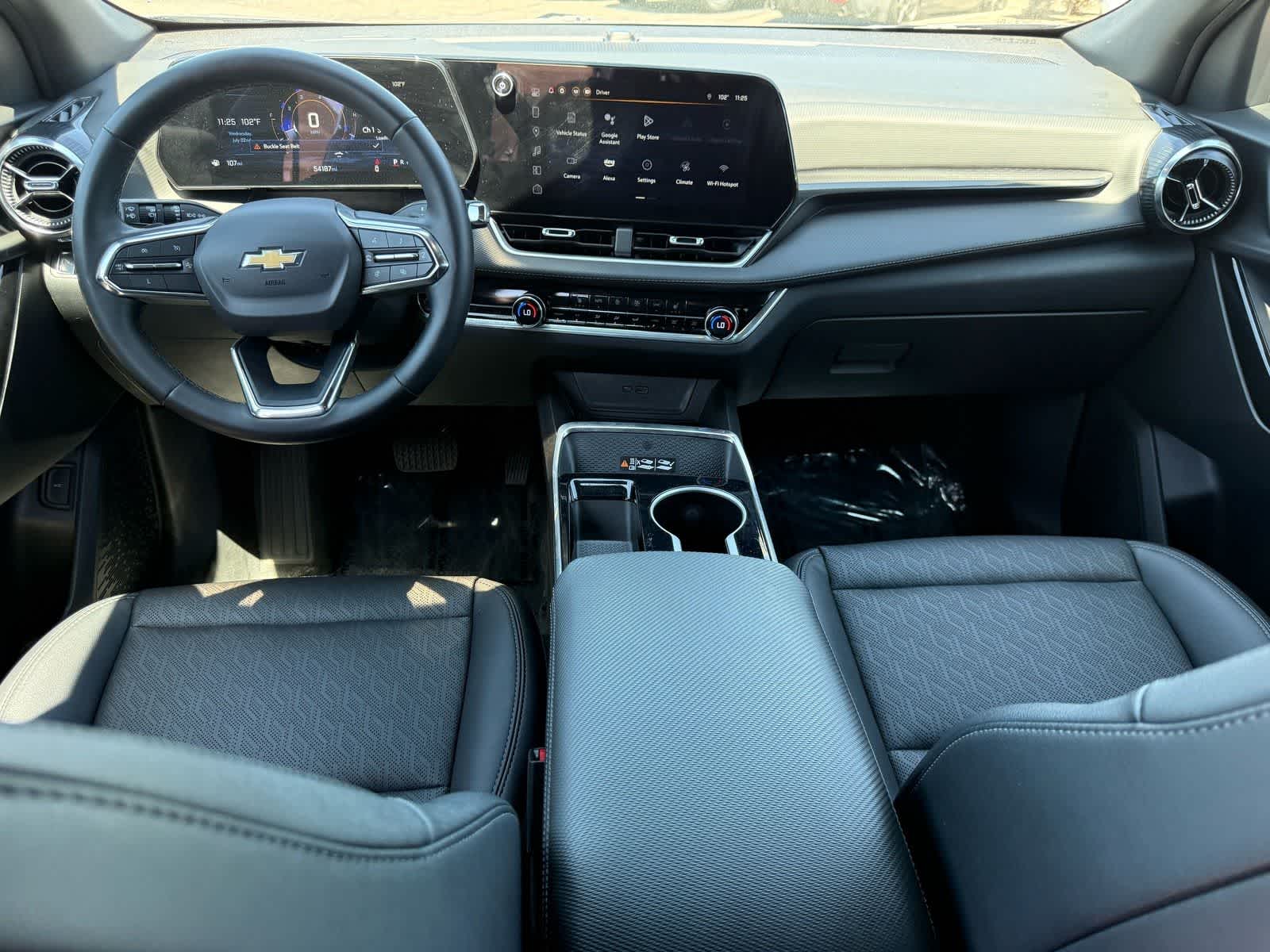 Chevrolet Equinox LT con tracción delantera, 2025