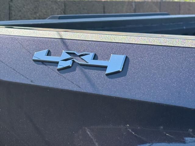 GMC Sierra 1500 Elevation 2025