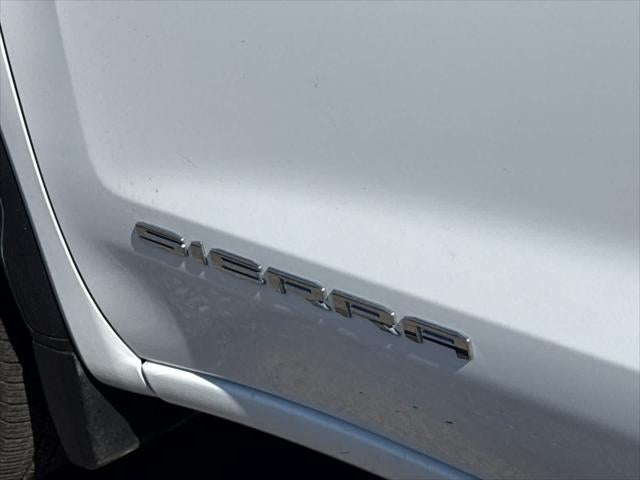 GMC Sierra 1500 SLT 2024