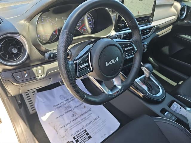 Kia Forte GT-Line 2023