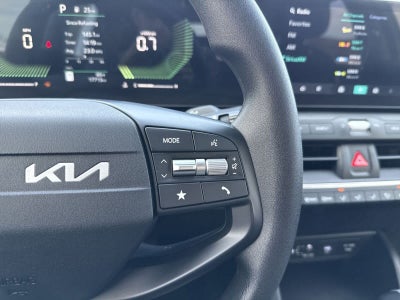 Kia K4 LXS 2025