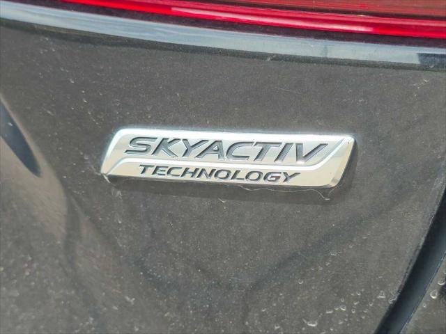 Mazda3 de 4 puertas Sport de 2018