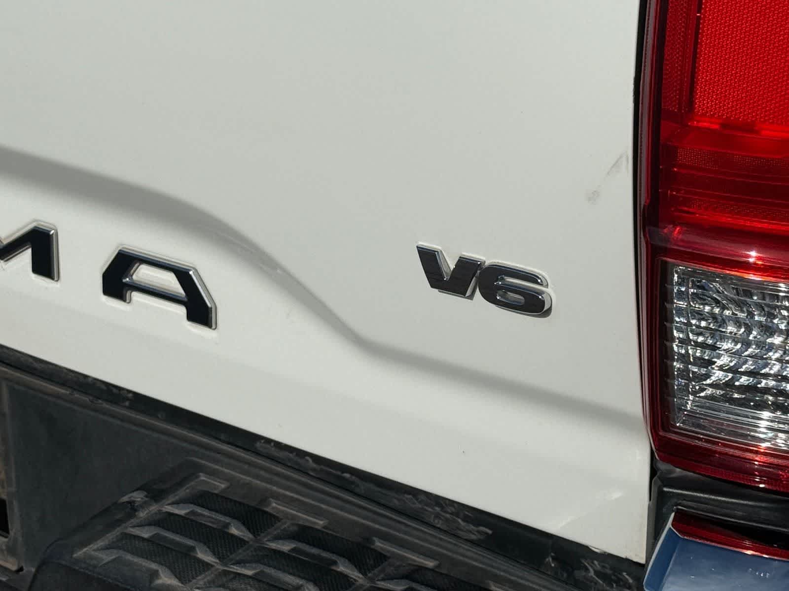 Toyota Tacoma SR5 2021