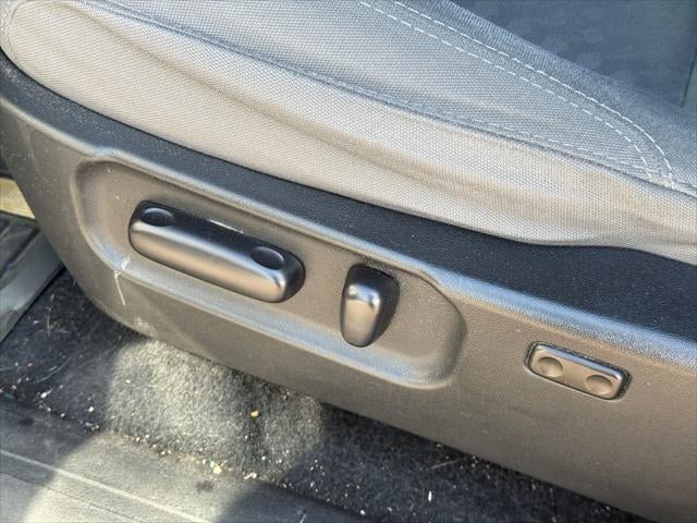 Toyota Tacoma SR5 2021