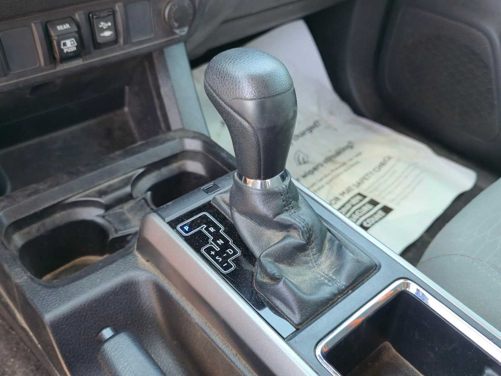 Toyota Tacoma SR5 2019