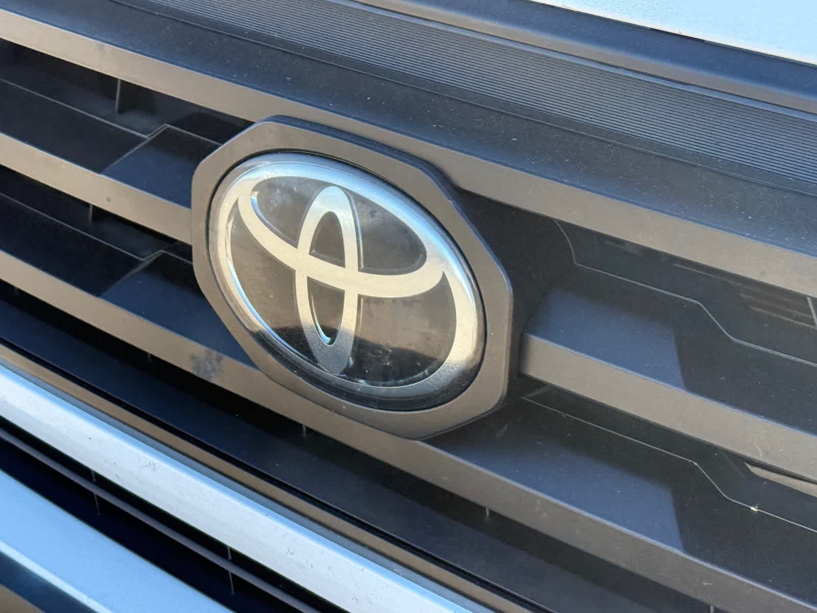 Toyota Tacoma SR 2022