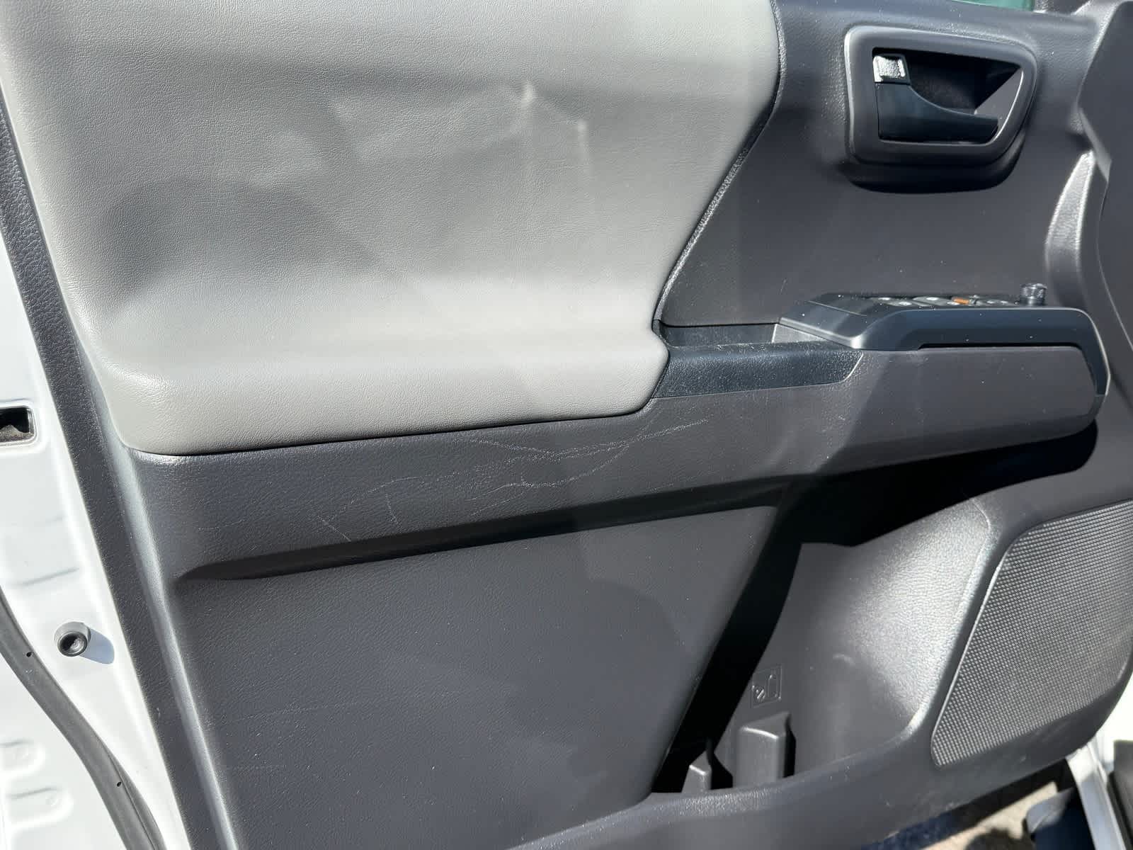 Toyota Tacoma SR 2022