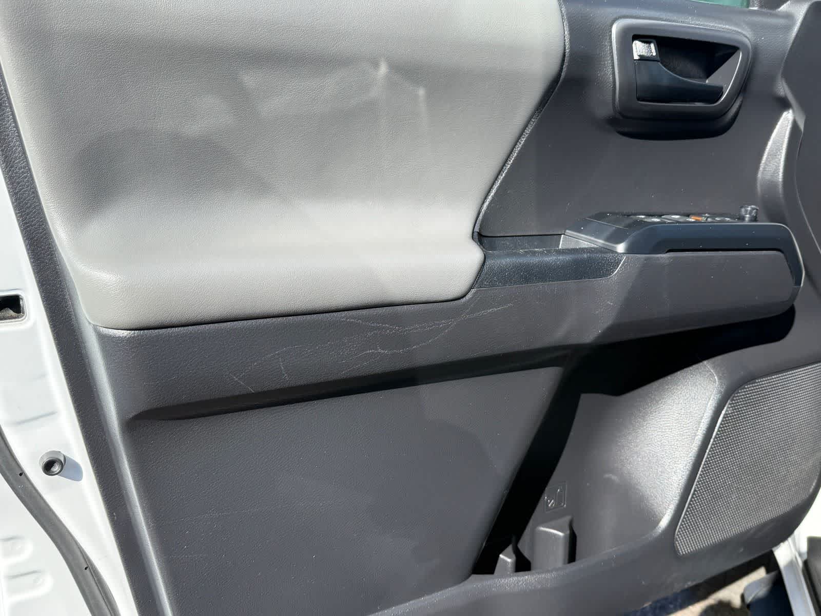 Toyota Tacoma SR 2022