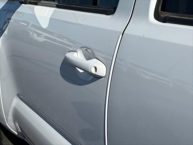 Toyota Tacoma SR 2022