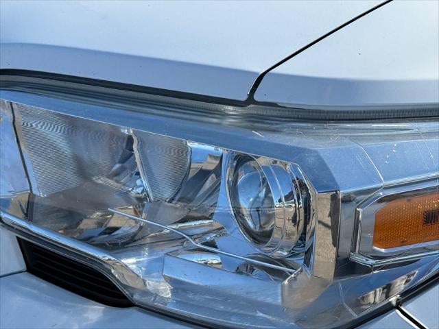 Toyota Tacoma SR 2022