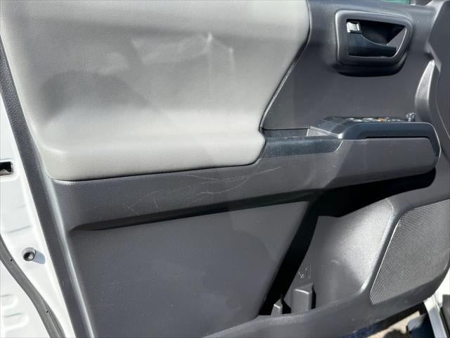 Toyota Tacoma SR 2022