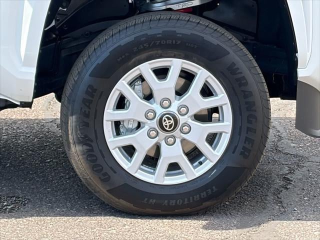2025 Toyota Tacoma SR5