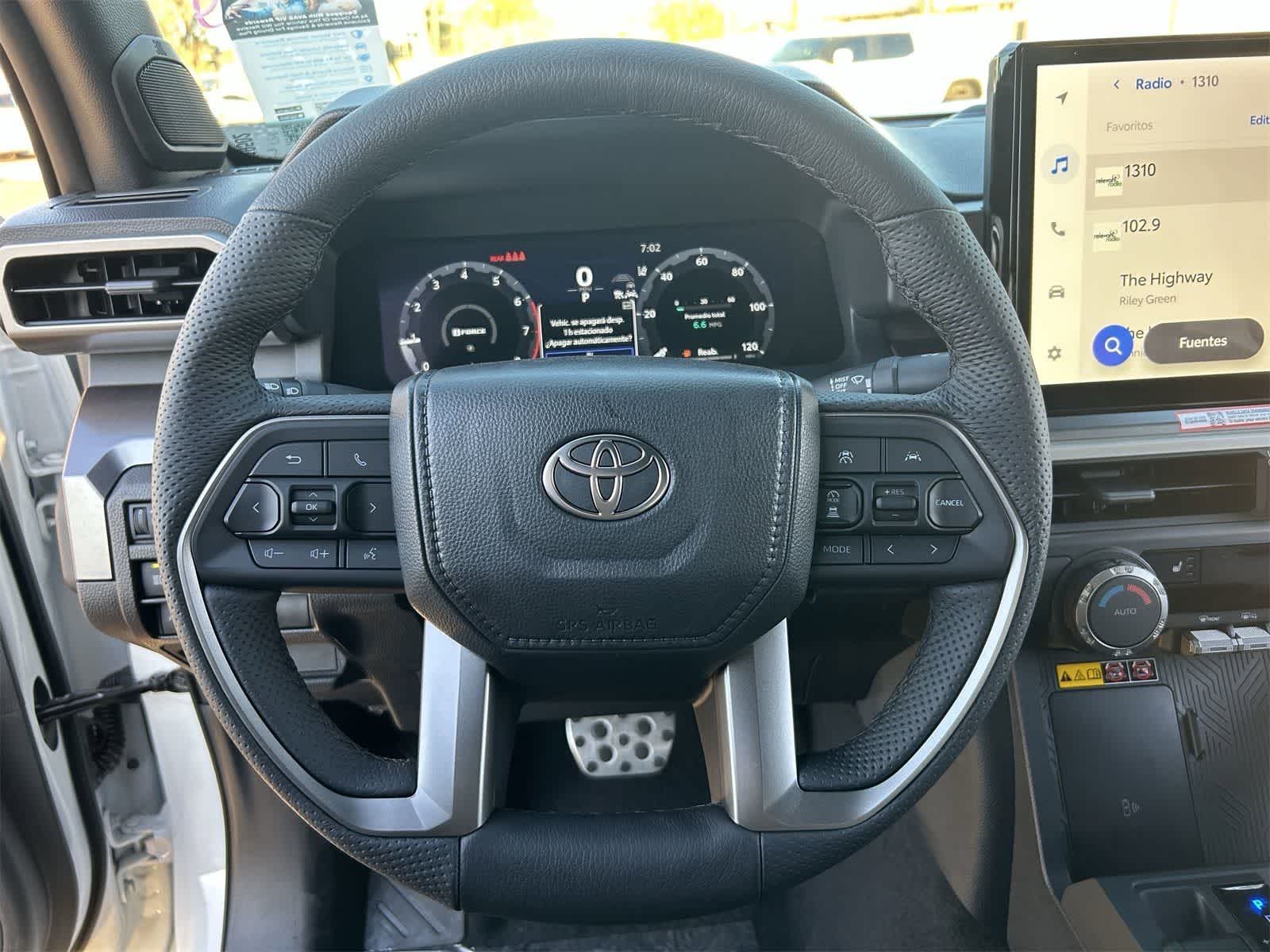 Toyota Tacoma TRD Sport Hybrid 2025