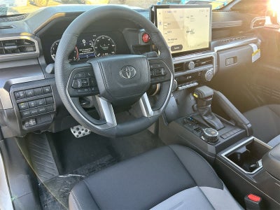 Toyota Tacoma TRD Sport Hybrid 2025