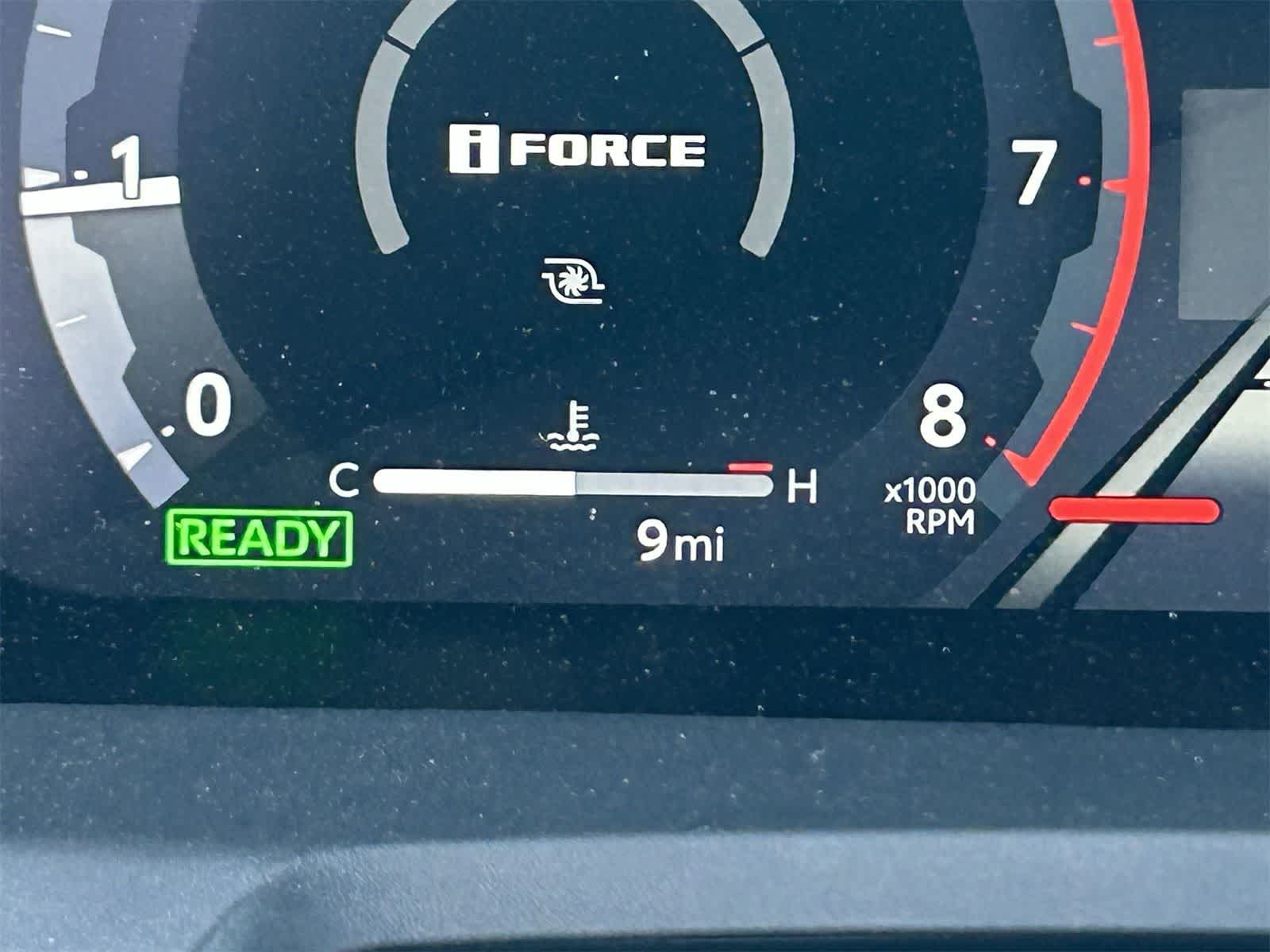 Toyota Tacoma TRD Sport Hybrid 2025