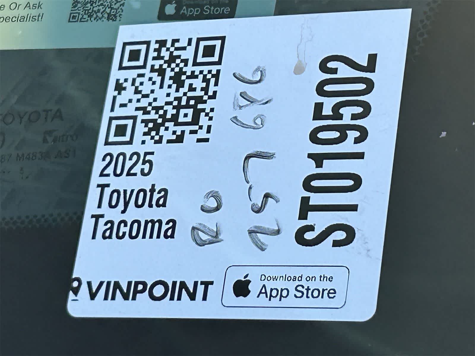 Toyota Tacoma TRD Sport Hybrid 2025