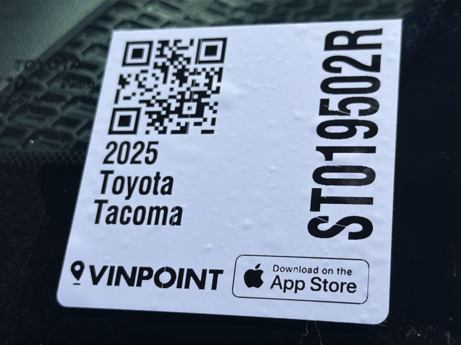 Toyota Tacoma TRD Sport Hybrid 2025