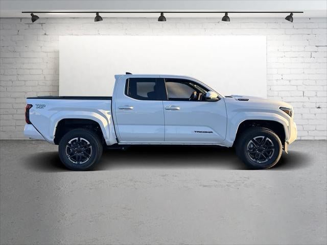 Toyota Tacoma TRD Sport Hybrid 2025