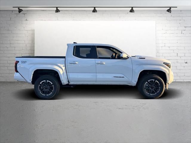 Toyota Tacoma TRD Sport Hybrid 2025