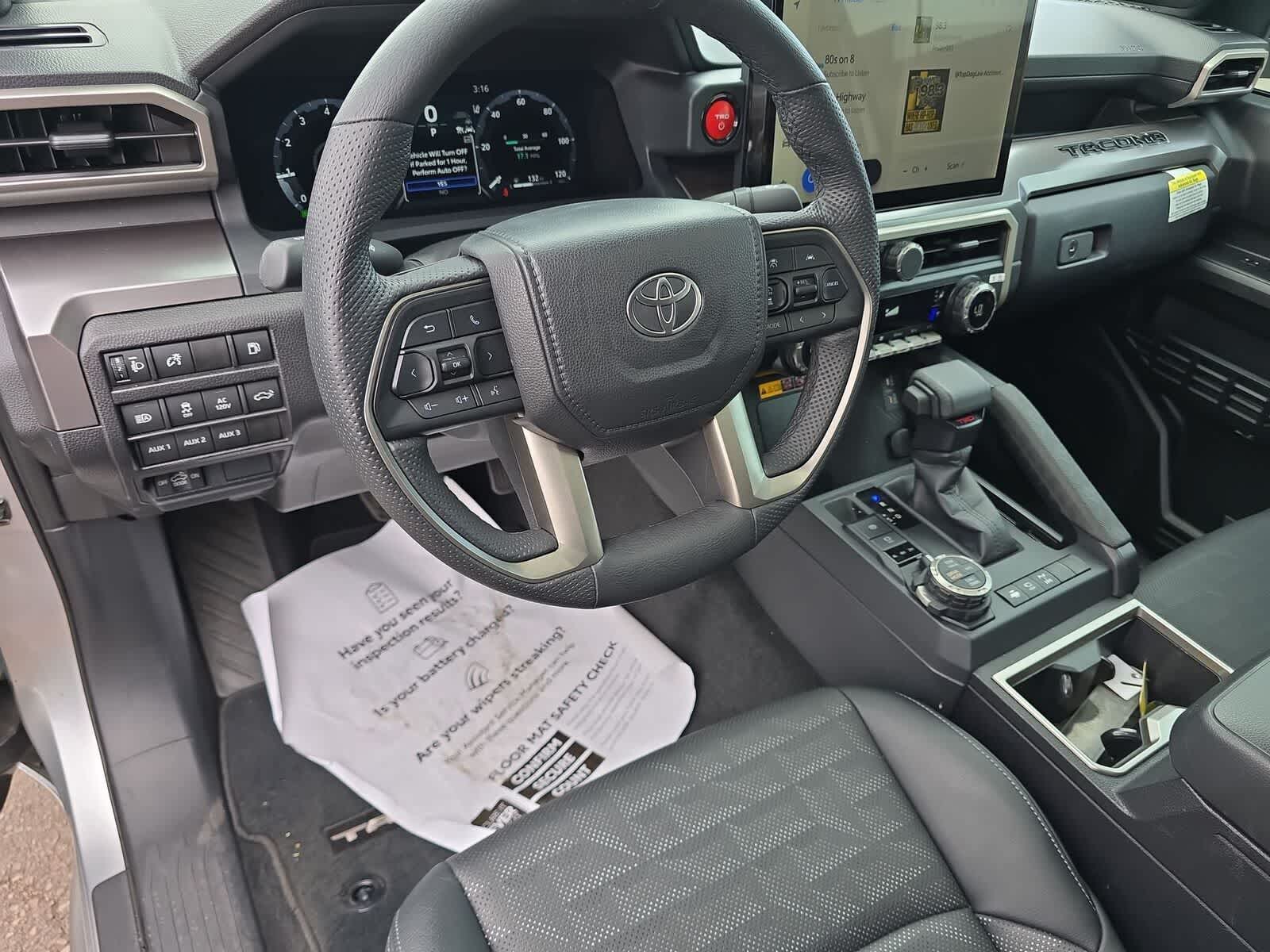 Toyota Tacoma TRD Off Road Hybrid 2025