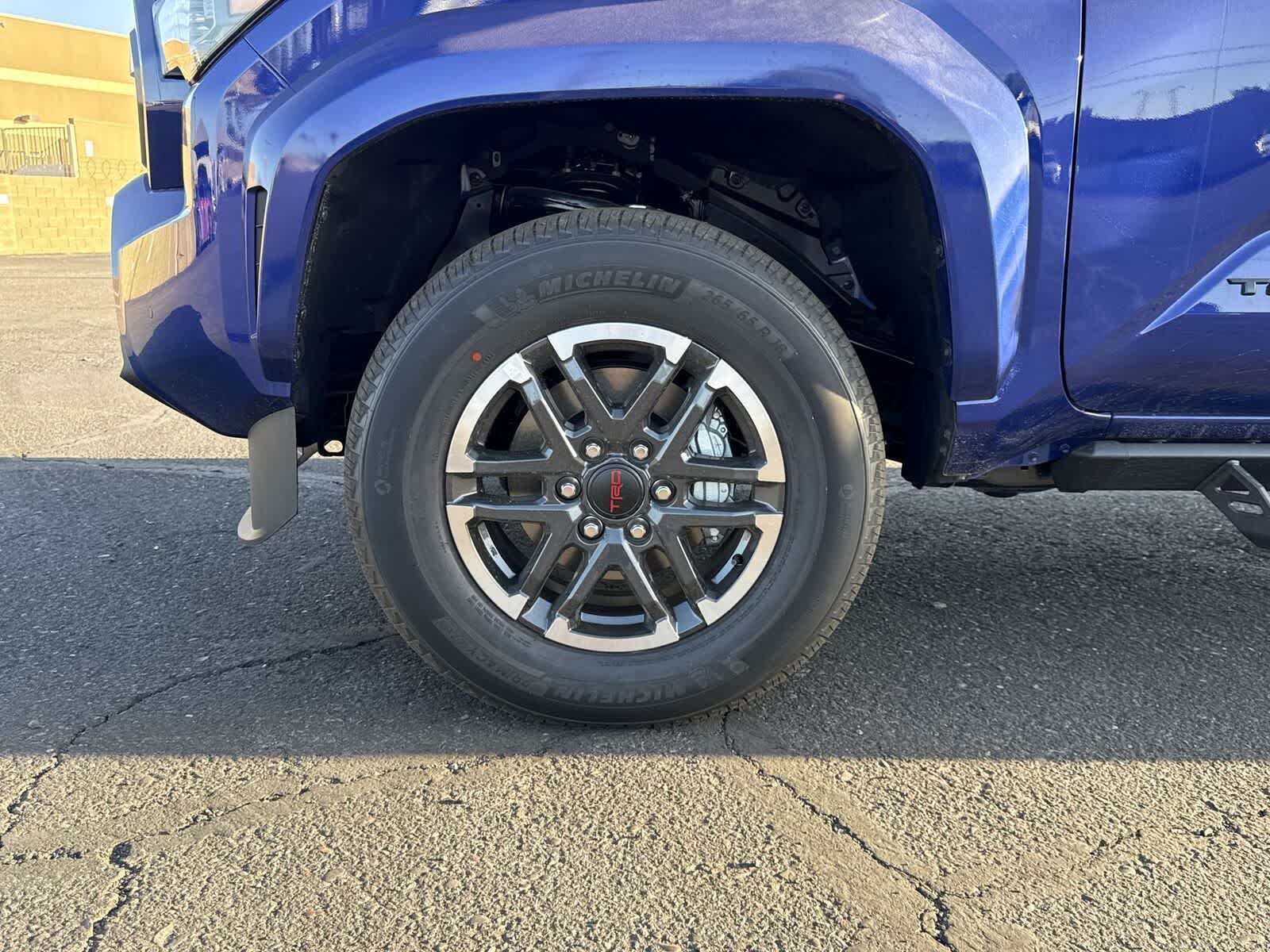 Toyota Tacoma TRD Sport Hybrid 2025