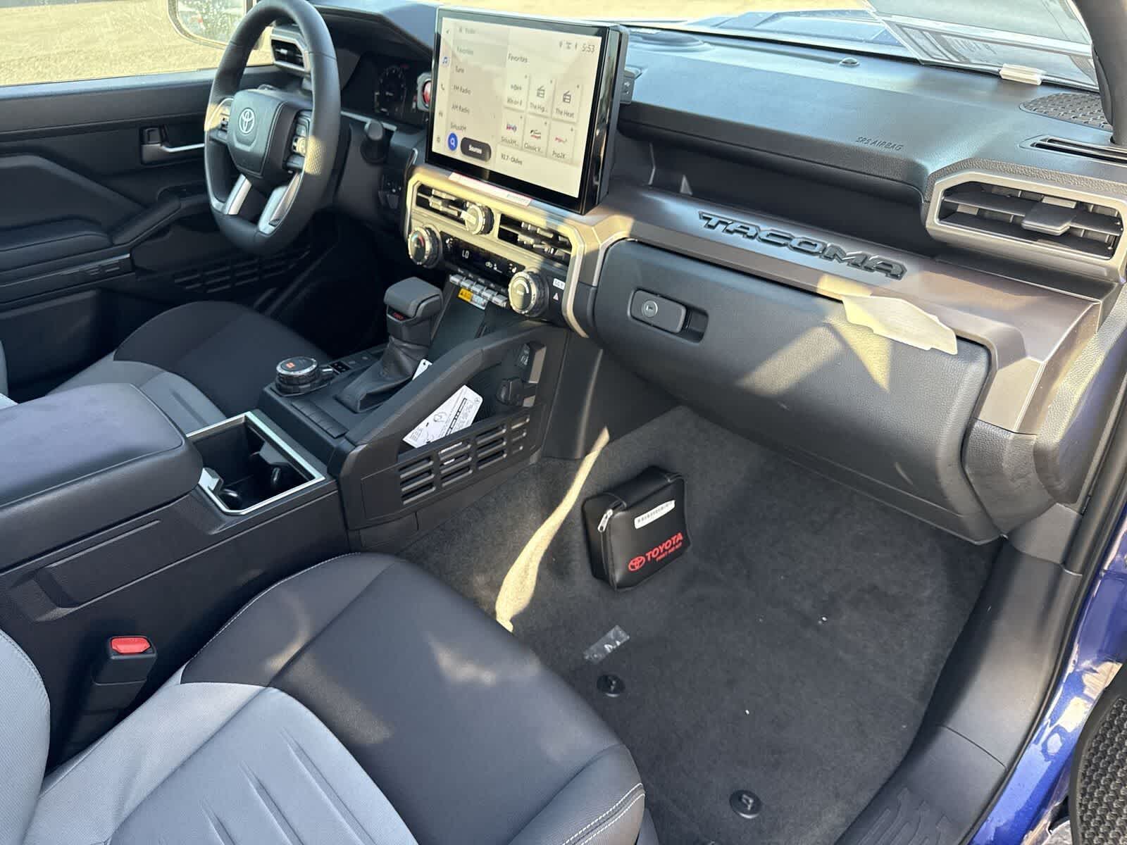 Toyota Tacoma TRD Sport Hybrid 2025